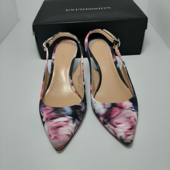 Expression Women Size 6 Heels Like New - Picture 6 of 6